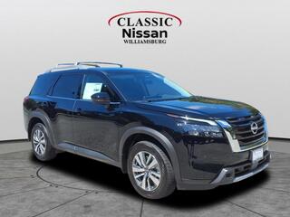 2025 Nissan Pathfinder for sale in Lansing MI