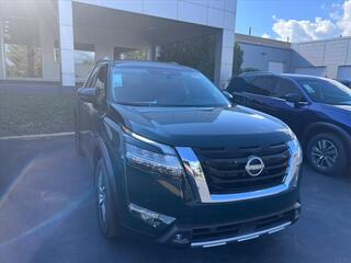 2022 Nissan Pathfinder for sale in Crystal Lake IL