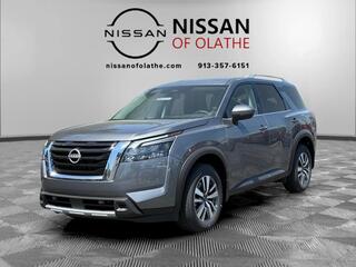 2025 Nissan Pathfinder for sale in Olathe KS