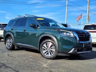 2023 Nissan Pathfinder for sale in Stratham NH