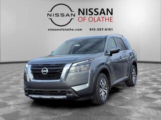 2025 Nissan Pathfinder for sale in Olathe KS