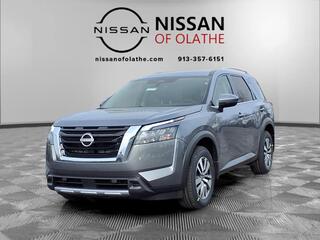 2025 Nissan Pathfinder for sale in Olathe KS