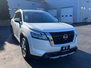 2022 Nissan Pathfinder for sale in Crystal Lake IL