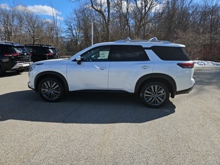 2025 Nissan Pathfinder