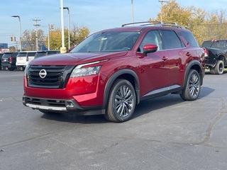 2025 Nissan Pathfinder for sale in Elkhart IN