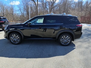 2025 Nissan Pathfinder