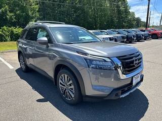 2025 Nissan Pathfinder