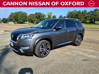 2025 Nissan Pathfinder for sale in Oxford MA