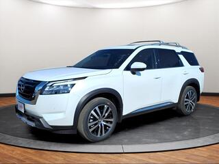 2025 Nissan Pathfinder for sale in Oxford MA
