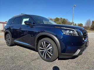 2025 Nissan Pathfinder for sale in Independence MO