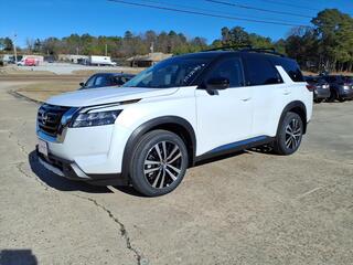 2025 Nissan Pathfinder for sale in Oxford MA