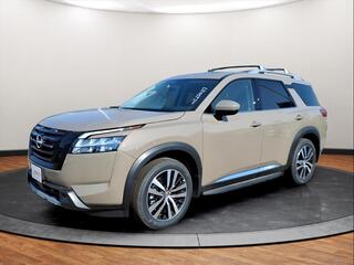 2025 Nissan Pathfinder for sale in Oxford MA