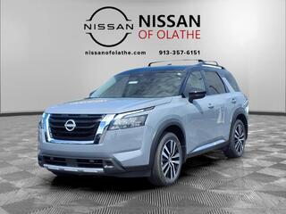 2025 Nissan Pathfinder for sale in Olathe KS