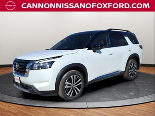2025 Nissan Pathfinder for sale in Oxford MA