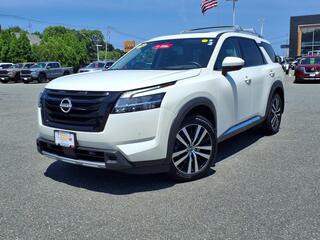 2024 Nissan Pathfinder for sale in Lynnfield MA