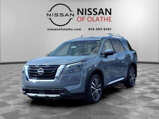 2025 Nissan Pathfinder for sale in Olathe KS