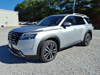2025 Nissan Pathfinder for sale in Oxford MA