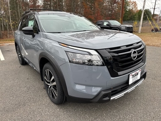 2025 Nissan Pathfinder for sale in Stratham NH