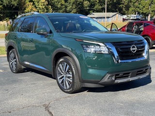 2022 Nissan Pathfinder