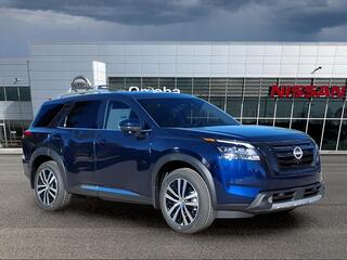 2025 Nissan Pathfinder for sale in Omaha NE