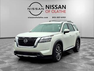 2023 Nissan Pathfinder for sale in Olathe KS