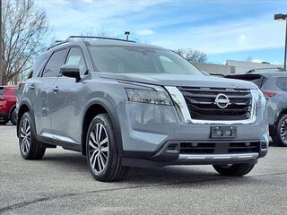 2025 Nissan Pathfinder for sale in Lansing MI