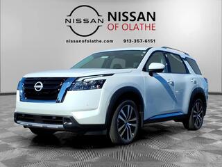 2025 Nissan Pathfinder for sale in Olathe KS