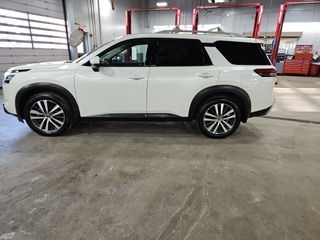 2022 Nissan Pathfinder for sale in Auburn MA