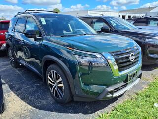 2025 Nissan Pathfinder for sale in Crystal Lake IL