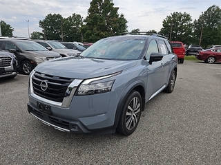 2022 Nissan Pathfinder