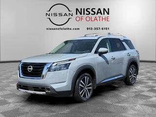 2025 Nissan Pathfinder for sale in Olathe KS