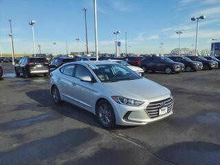 2018 Hyundai Elantra for sale in Bradley IL