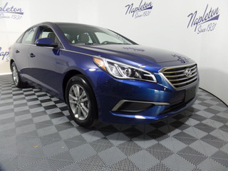 2017 Hyundai Sonata for sale in Lake Park FL