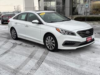 2017 Hyundai Sonata for sale in Janesville WI