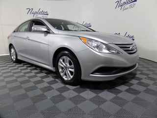 2014 Hyundai Sonata for sale in Lake Park FL