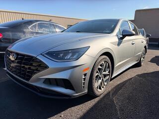 2020 Hyundai Sonata for sale in Mount Hope WV