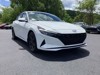 2023 Hyundai Elantra for sale in Windber PA