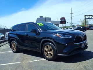 2023 Toyota Highlander Hybrid for sale in Little Falls NJ