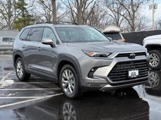 2025 Toyota Grand Highlander Hybrid