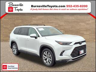 2024 Toyota Grand Highlander Hybrid for sale in Burnsville MN