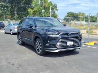 2026 Toyota Grand Highlander Hybrid