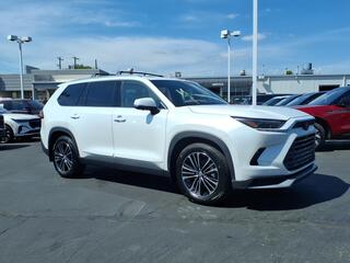 2025 Toyota Grand Highlander Hybrid for sale in Cincinnati OH