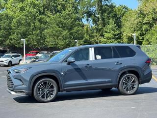 2025 Toyota Grand Highlander Hybrid for sale in Cincinnati OH