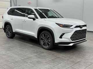2025 Toyota Grand Highlander Hybrid