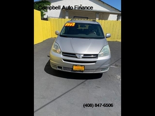 2004 Toyota Sienna