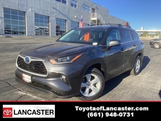 2021 Toyota Highlander Hybrid for sale in Lancaster CA