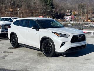 2022 Toyota Highlander for sale in Waynesville NC