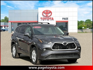 2022 Toyota Highlander for sale in Southfield MI