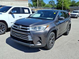 2019 Toyota Highlander for sale in Fenton MO