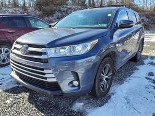 2019 Toyota Highlander for sale in Mount Hope WV